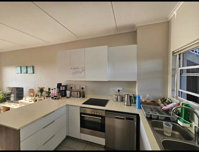 3 BEDROOM APARTMENT FOR SALE IN MANOR ESTATES